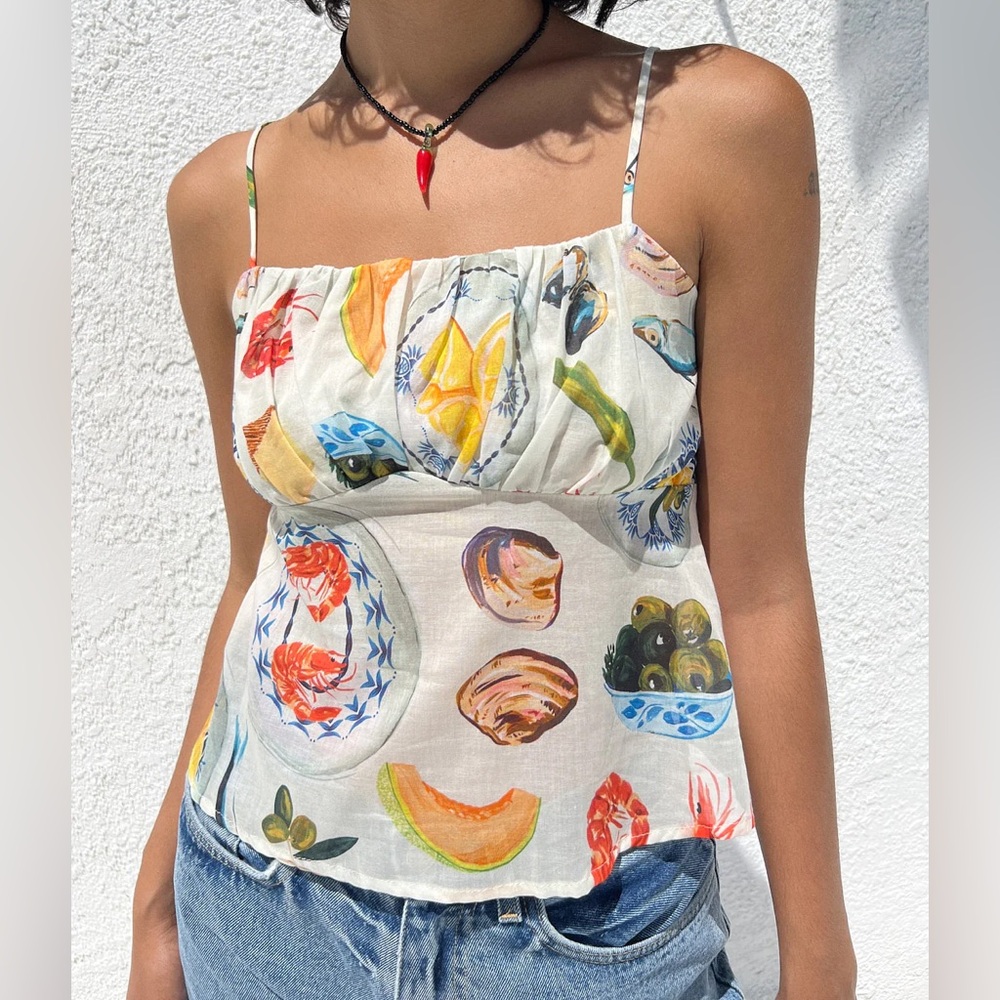 Lisa Says Gah Cleo Cami Top in Off White/Cream w/ Tapas Graphic Print, Size 3XL
